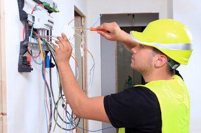 Electricien Chayout Milad à Saint-Benoît