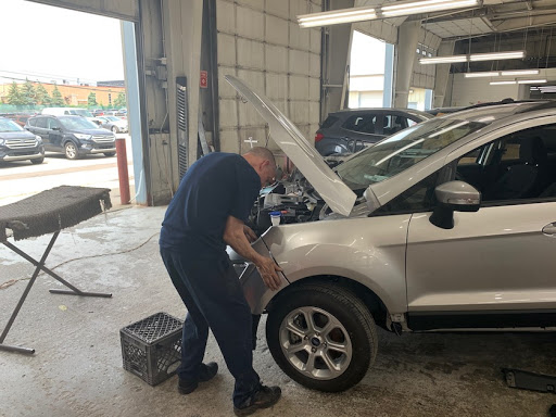 Auto Body Shop «Body Shop Avis Ford», reviews and photos, 21377 Telegraph Rd, Southfield, MI 48033, USA