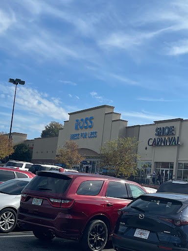 Clothing Store «Ross Dress for Less», reviews and photos, 2540 Cumberland Blvd SE, Smyrna, GA 30080, USA