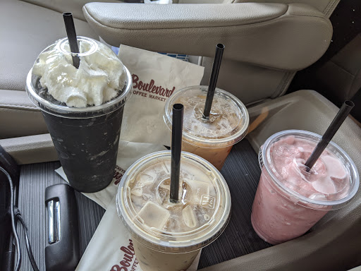 Coffee Shop «Le Boulevard», reviews and photos, 520 S Mooney Blvd, Visalia, CA 93277, USA