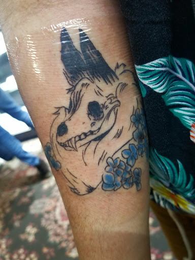 Tattoo Shop «713 Tattoo Parlour», reviews and photos, 1533 Westheimer Rd, Houston, TX 77006, USA