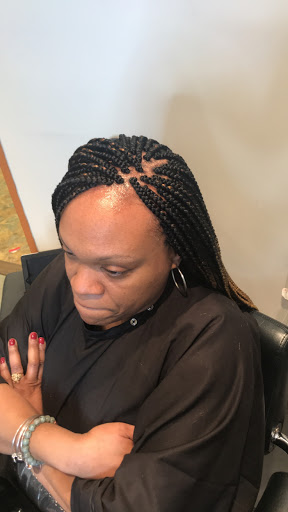 Beauty Supply Store «Hawa Hair Braiding Salon», reviews and photos, 1708 E Lebanon Rd, Dover, DE 19901, USA