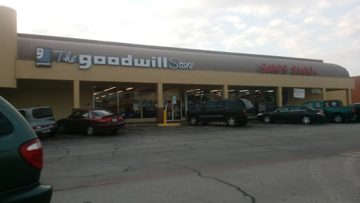 Thrift Store «Goodwill», reviews and photos, 3147 Denton Hwy, Haltom City, TX 76117, USA