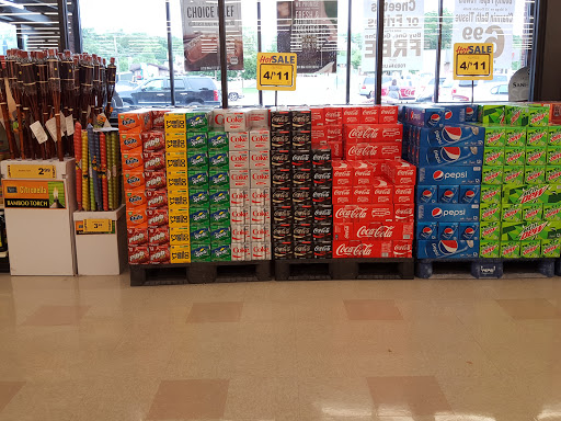 Grocery Store «Food Lion», reviews and photos, 620 Market St, North Tazewell, VA 24630, USA