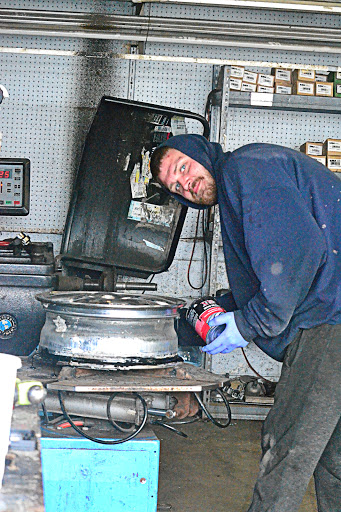 Auto Repair Shop «Burke Tire & Auto Repair (S Dover Store)», reviews and photos, 1300 S Dupont Hwy, Dover, DE 19901, USA