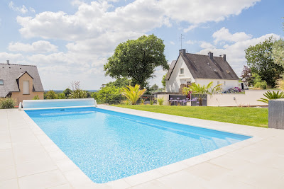 Piscines Desjoyaux à Lanester