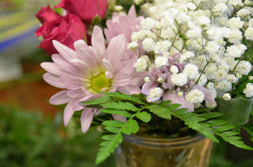 Florist «Four Seasons Florist», reviews and photos, 2141 Wilma Rudolph Blvd D, Clarksville, TN 37040, USA