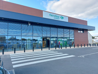 Carrefour Contact à Caudan