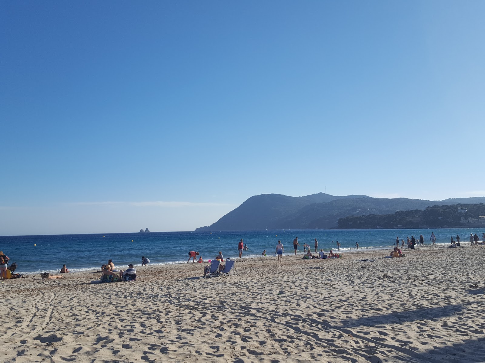 Foto von Sablettes Strand mit sehr sauber Sauberkeitsgrad