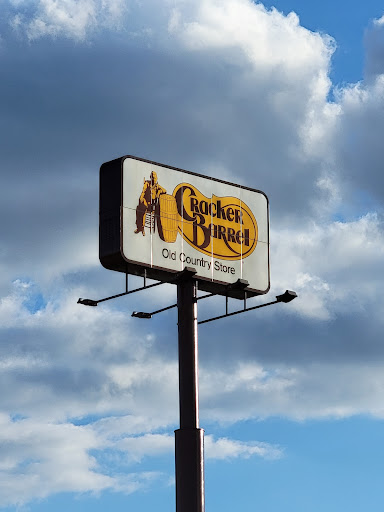 American Restaurant «Cracker Barrel Old Country Store», reviews and photos, 615 Ring Rd, Harrison, OH 45030, USA