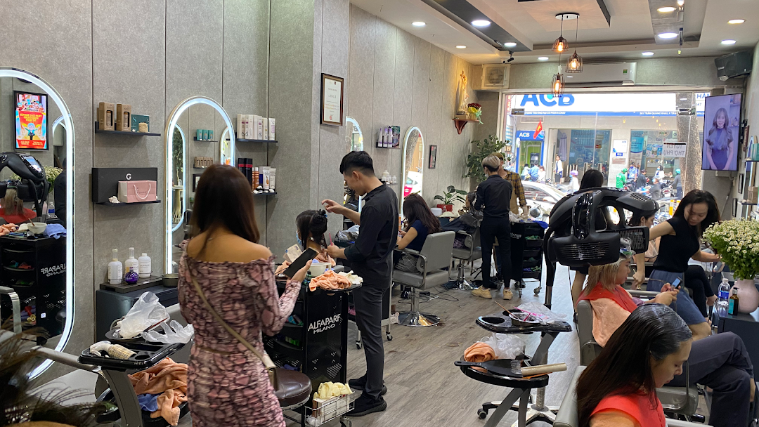 Hair Salon Hưng -204 Trần Quang Khải -Quận 1