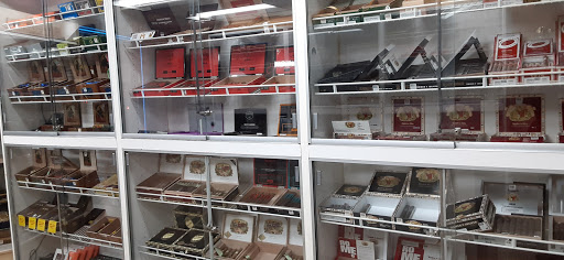 Tobacco Shop «Elab Smokers Boutique Too», reviews and photos, 719 Monroe Ave, Rochester, NY 14607, USA