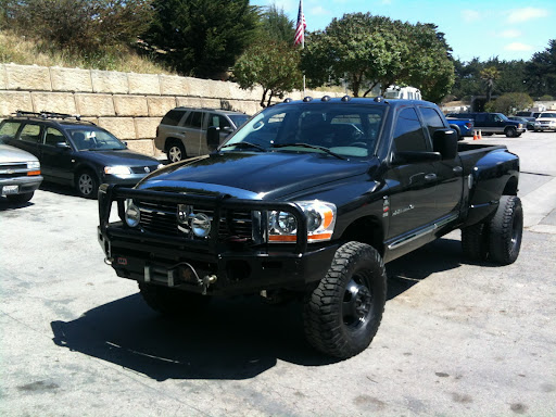 Auto Repair Shop «Half Moon Bay Auto Repair», reviews and photos, 149 Main St, Half Moon Bay, CA 94019, USA