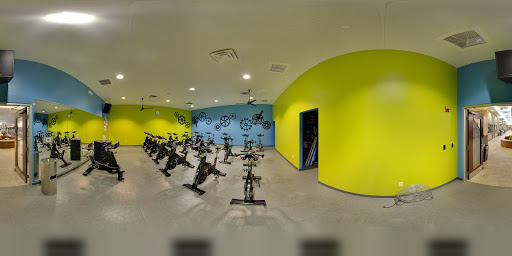 Gym «Robert Wood Johnson Fitness & Wellness Center», reviews and photos, 1044 U.S. 9, Parlin, NJ 08859, USA