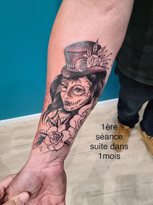 First tattoo Piercing à Sainte-Maxime