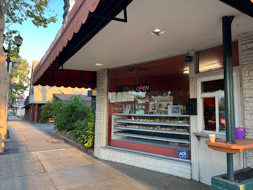 Donut Shop «Monarch Donuts», reviews and photos, 15 Huntington Dr, Arcadia, CA 91007, USA