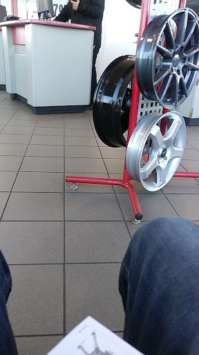 Tire Shop «Discount Tire Store», reviews and photos, 5601 Slide Rd, Lubbock, TX 79414, USA