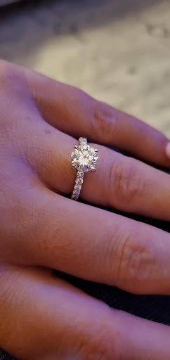 Jeweler «DaValle Jewelers», reviews and photos, 5116 N Harlem Ave, Harwood Heights, IL 60706, USA