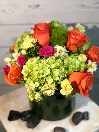 Florist «Wishing Well Floral», reviews and photos, 5656 Hood St #108, West Linn, OR 97068, USA