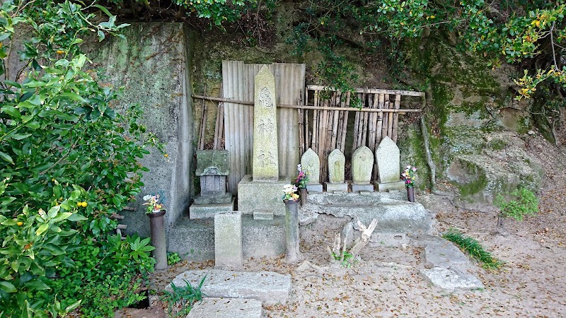 亀神社