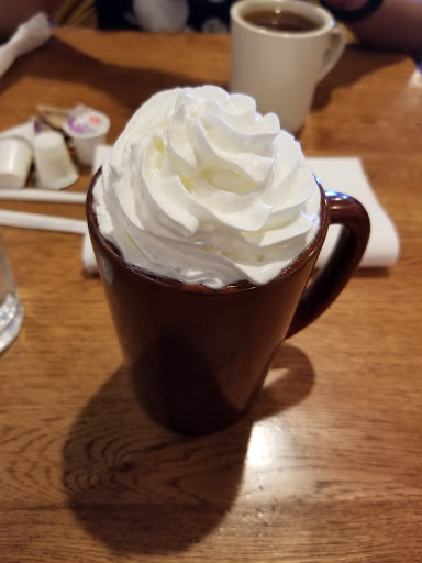 American Restaurant «Cracker Barrel Old Country Store», reviews and photos, 145 Prospect Hill Rd, East Windsor, CT 06088, USA