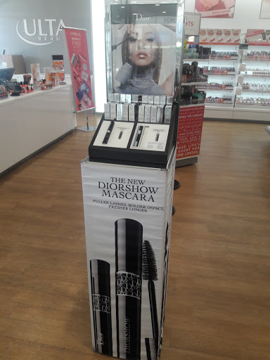 Cosmetics Store «Ulta Beauty», reviews and photos, 8325 E Twelve Mile Rd, Warren, MI 48093, USA