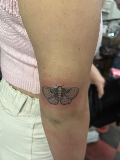 Tattoo Shop «Hall of Tattoos», reviews and photos, 328 E Main St, Norman, OK 73069, USA