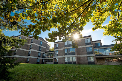 Au Campus - Hôtellerie - Université de Sherbrooke (Campus principal)