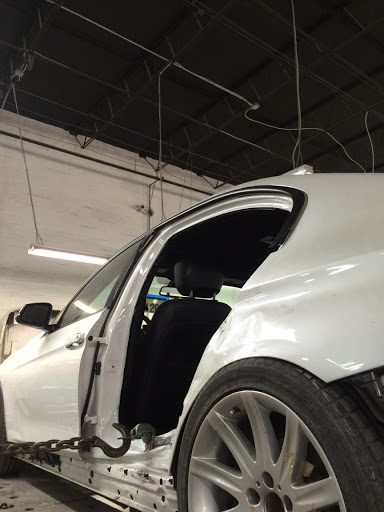 Auto Body Shop «Gene Perez Body Repairs», reviews and photos, 5131 W Hanna Ave, Tampa, FL 33634, USA