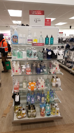 Department Store «HomeGoods», reviews and photos, 2718 Hylan Blvd, Staten Island, NY 10306, USA