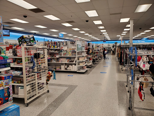 Clothing Store «Ross Dress for Less», reviews and photos, 1161 N Burleson Blvd, Burleson, TX 76028, USA