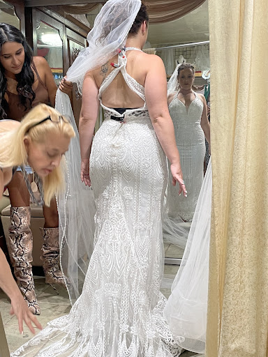 Bridal Shop «Hem and Her Bridal», reviews and photos, 4004 N Stone Ave, Tucson, AZ 85705, USA