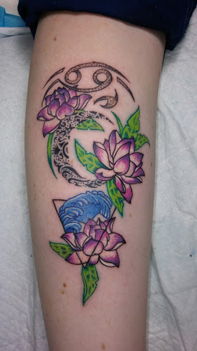 Tattoo Shop «Legacy Tattoo», reviews and photos, 609 Lincoln Way W, Chambersburg, PA 17201, USA