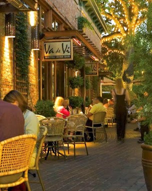 Va De VI Bistro & Wine Bar