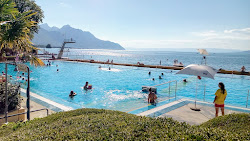 Foto di Piscine de Villeneuve e l'insediamento