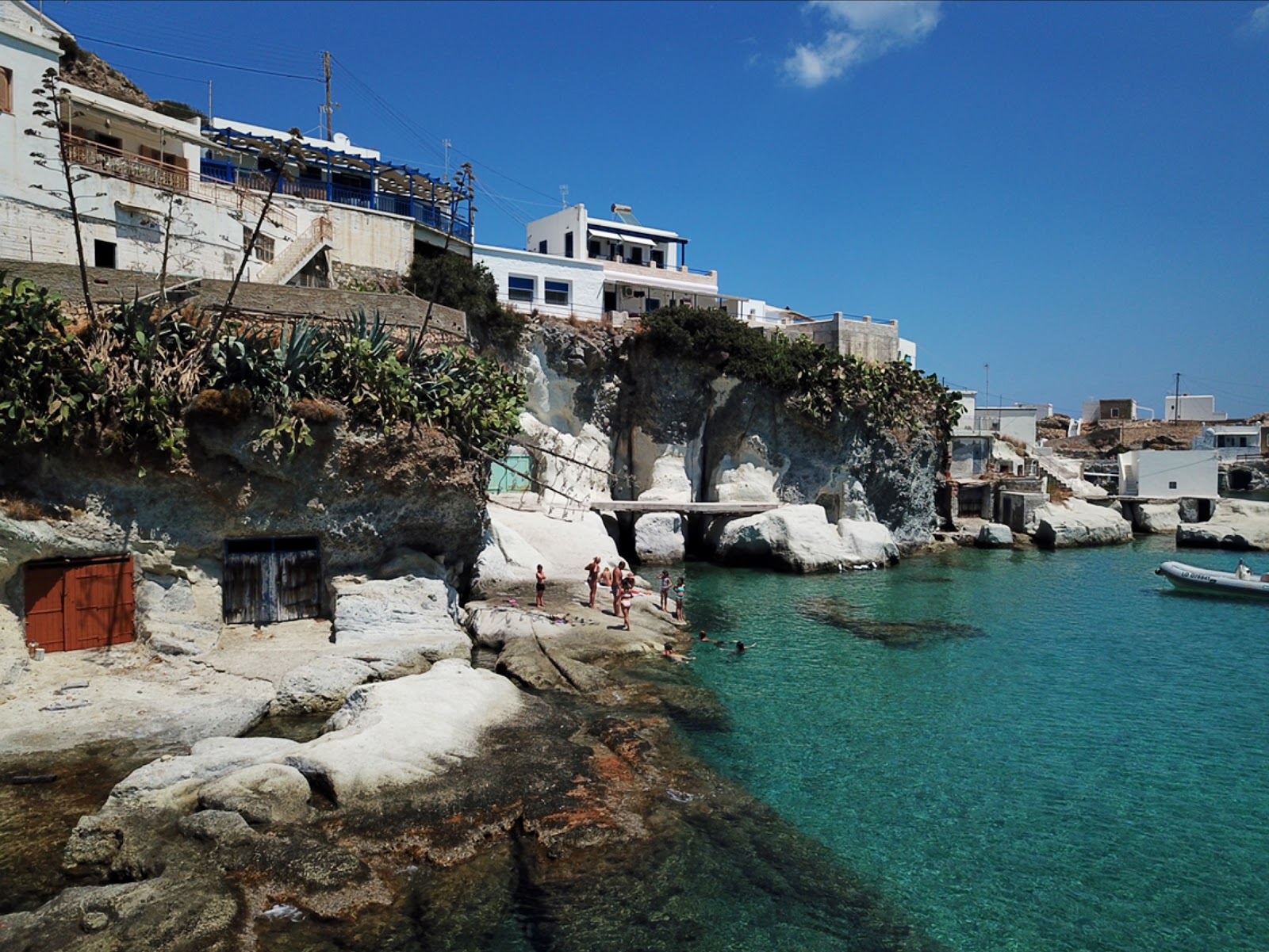 Photo of Rema beach and the settlement