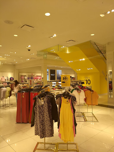 Clothing Store «Forever 21», reviews and photos, 396 E Sailer Dr, San Mateo, CA 94403, USA