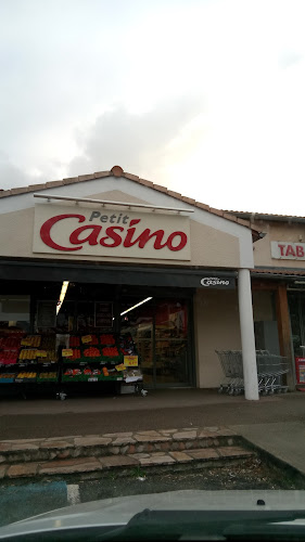Petit Casino à Saint-Privat