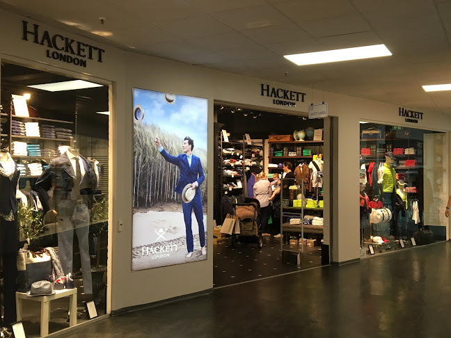 Hackett Outlet Mendrisio - Bekleidungsgeschäft