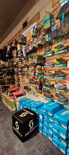 Outdoor Sports Store «Pro Ski and Mountain Service», reviews and photos, 108 W North Bend Way, North Bend, WA 98045, USA