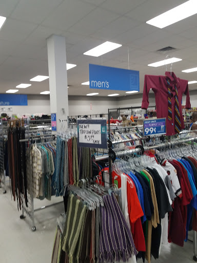 Thrift Store «Goodwill Golden», reviews and photos, 17722 S Golden Rd, Golden, CO 80401, USA