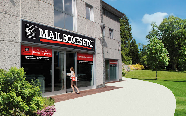 Mail Boxes etc - Loulé