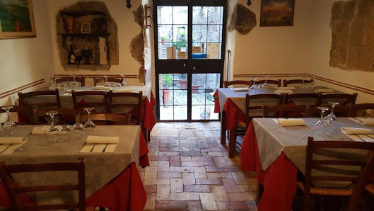 Il Graal Ristorante/Bar Via Garibaldi, 9, 01030 Calcata Vecchia VT, Italia