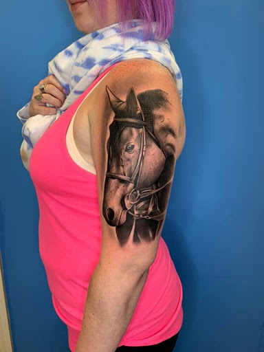 Tattoo Shop «Incredible Ink Tattoo», reviews and photos, 37 New Orleans Rd, Hilton Head Island, SC 29928, USA