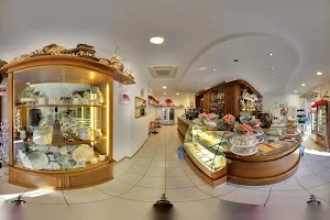 Pasticceria Cioccolateria Le Rose Cafe' image