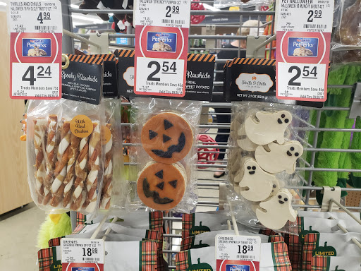 Pet Store «PetSmart», reviews and photos, 1606 E Empire St, Bloomington, IL 61701, USA