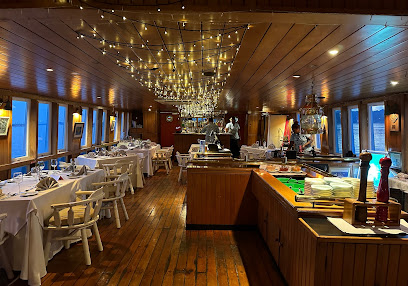 Tikos Seafood Restaurant - VC6C+2M9, Stinson Parade Rd, Suva, Fiji