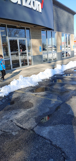 Cell Phone Store «Verizon Authorized Retailer – Cellular Sales», reviews and photos, 857 Indianapolis Rd, Greencastle, IN 46135, USA