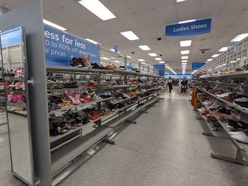 Clothing Store «Ross Dress for Less», reviews and photos, 352 S College Rd, Wilmington, NC 28403, USA