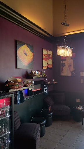 Donut Shop «Legendary Doughnuts», reviews and photos, 1410 Lake Tapps Pkwy E, Auburn, WA 98092, USA